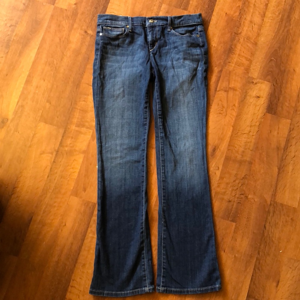 Joe’s jeans in “provocateur” fit